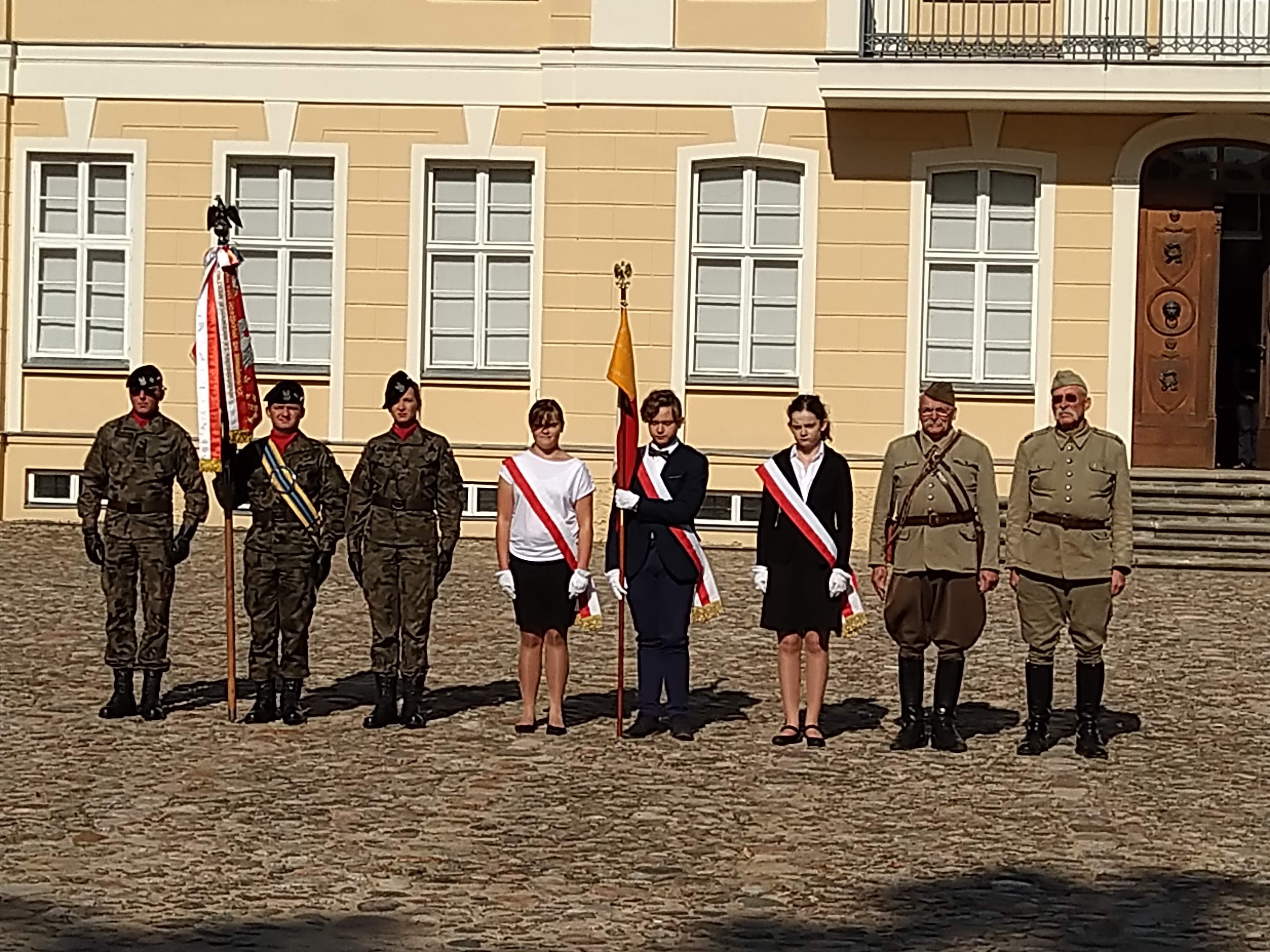 Przemarsz Konnego Oddziału Reprezentacyjnego 15 Pułku Ułanów Poznańskich