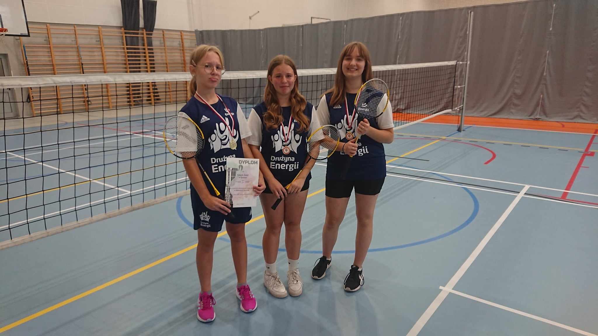 I miejsce reprezentacji dziewcząt w Mistrzostwach Gminy w Badmintonie
